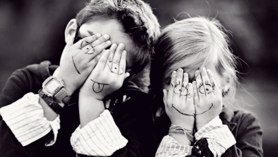 «ΤΑ ΑΔΕΡΦΙΑ ΕΙΝΑΙ ΟΙ ΚΑΛΥΤΕΡΟΙ ΦΙΛΟΙ ΠΟΥ ΘΑ ΜΠΟΡΟΥΣΑΜΕ ΝΑ ΕΧΟΥΜΕ»