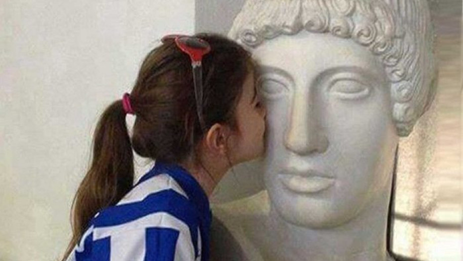 ΜΙΑ ΑΠΟ ΤΙΣ ΟΜΟΡΦΟΤΕΡΕΣ ΦΩΤΟΓΡΑΦΙΕΣ ΠΟΥ ΕΧΟΥΜΕ ΔΕΙ. ΚΑΝΕΙ ΘΡΑΥΣΗ ΣΤΟ ΔΙΑΔΙΚΤΥΟ!