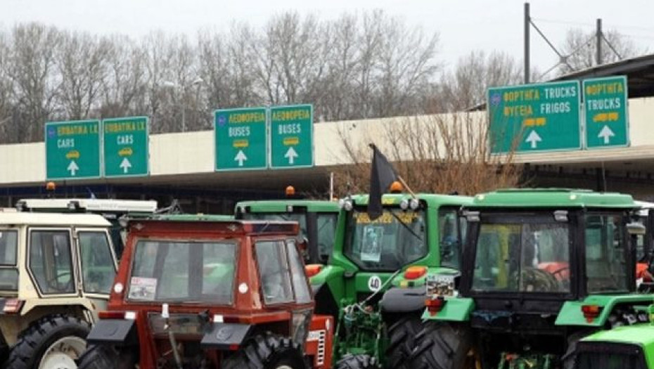 Από τη διασταύρωση Σιδηροκάστρου, ξεκίνησαν οι Σερραίοι αγρότες, με στόχο τον Προμαχώνα