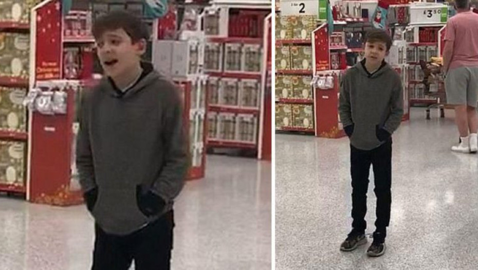 10ΧΡΟΝΟ ΑΓΟΡΙ ΜΕ ΑΥΤΙΣΜΟ ΤΡΑΓΟΥΔΑΕΙ ΣΕ ΣΟΥΠΕΡ ΜΑΡΚΕΤ ΚΑΙ ΖΕΣΤΑΙΝΕΙ ΤΙΣ ΚΑΡΔΙΕΣ ΜΑΣ!