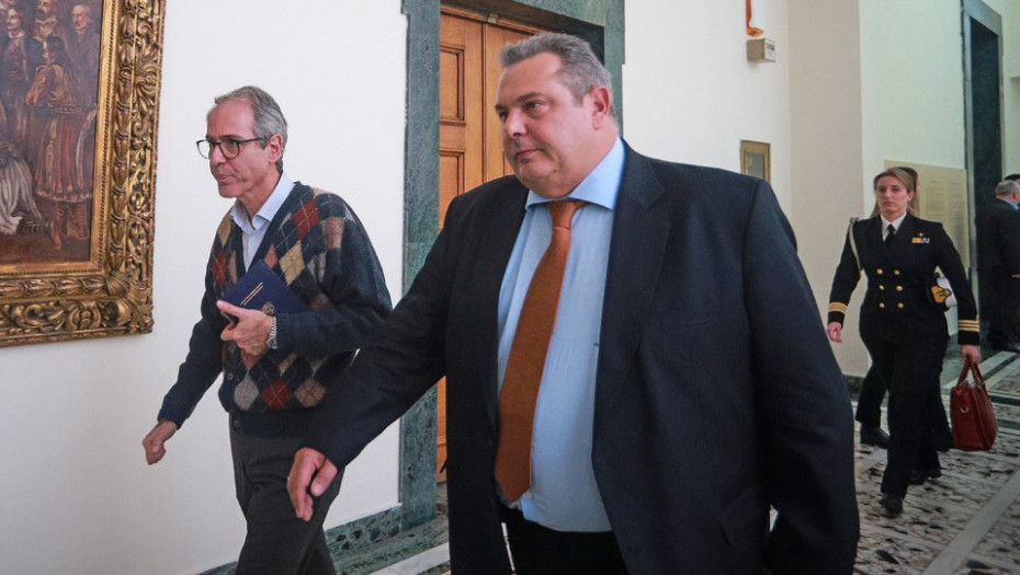 ΣΤΡΟΦΗ ΚΑΜΜΕΝΟΥ: ΘΕΛΕΙ ΣΥΝΑΙΝΕΤΙΚΟ ΔΙΑΖΥΓΙΟ ΜΕ ΤΟΝ ΣΥΡΙΖΑ!