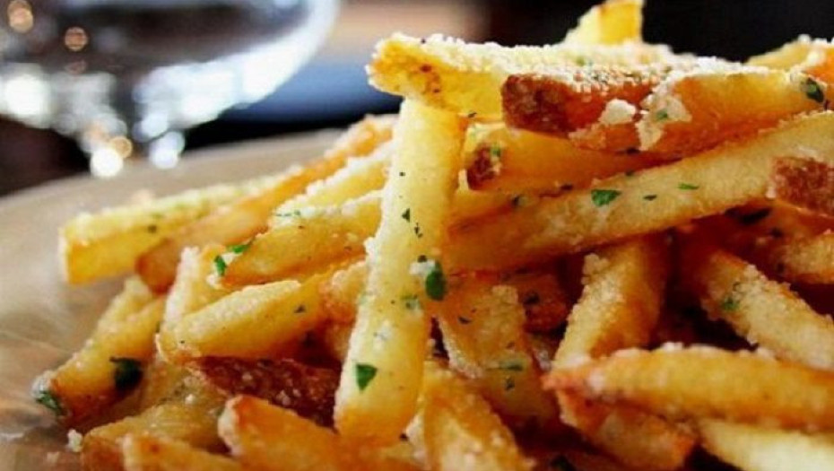 ΟΙ ΒΕΛΓΟΙ ΚΑΝΟΥΝ ΤΙΣ ΚΑΛΥΤΕΡΕΣ ΤΗΓΑΝΤΕΣ ΠΑΤΑΤΕΣ ΚΑΙ ΑΥΤΗ ΕΙΝΑΙ Η ΣΥΝΤΑΓΗ ΤΟΥΣ!