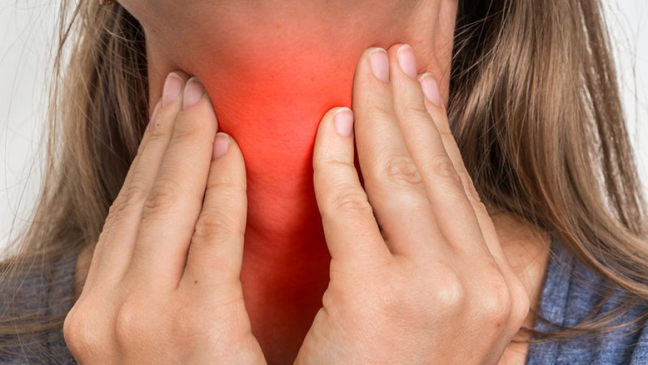 ΚΑΡΚΙΝΟΣ ΤΟΥ ΛΑΡΥΓΓΑ: 6 ΣΗΜΑΔΙΑ ΟΤΙ ΒΡΙΣΚΕΣΤΕ ΣΕ ΚΙΝΔΥΝΟ!