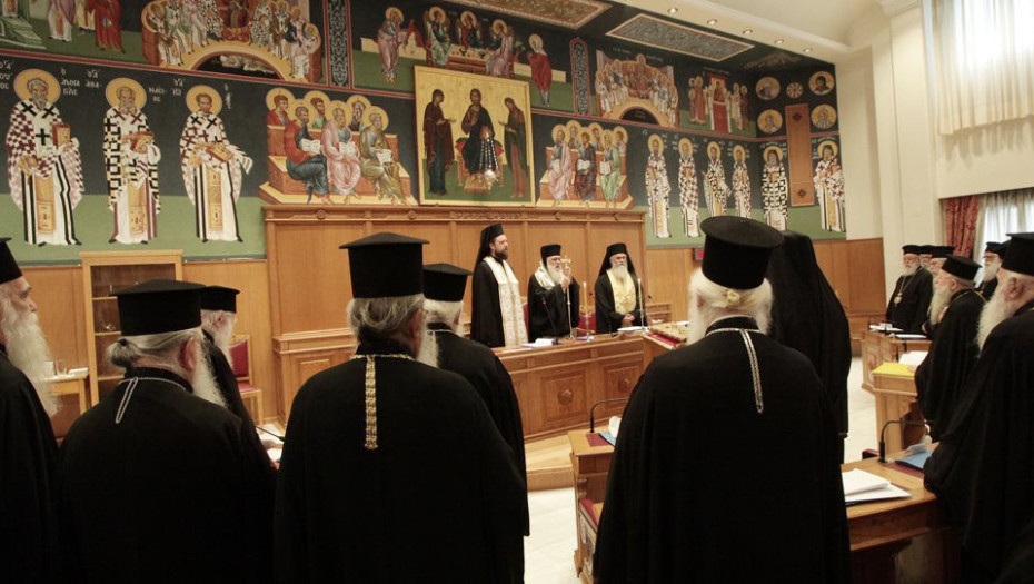 ΙΕΡΑΡΧΙΑ: «ΚΟΚΚΙΝΗ ΓΡΑΜΜΗ» ΤΟ ΜΙΣΘΟΛΟΓΙΟ ΤΩΝ ΚΛΗΡΙΚΩΝ!