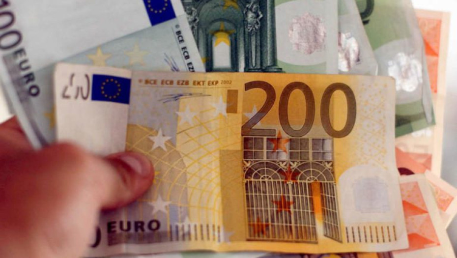 ΙΣΤΟΡΙΚΗ ΔΙΚΑΣΤΙΚΗ ΑΠΟΦΑΣΗ ΓΙΑ ΤΙΣ ΣΥΝΤΑΞΕΙΣ!