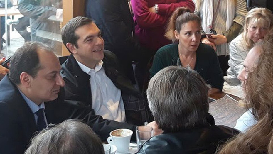 ΤΣΙΠΡΑΣ ΣΕ ΠΥΡΟΠΛΗΚΤΗ ΣΤΟ ΜΑΤΙ: ΚΑΙ ΝΑ ΕΠΑΙΡΝΕΣ ΤΑ 2.000 ΕΥΡΩ ΘΑ ΤΑ ΣΠΑΤΑΛΑΓΕΣ!