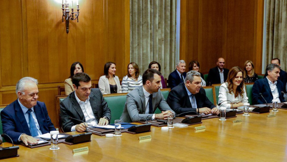 «ΘΕΡΜΟ ΕΠΕΙΣΟΔΙΟ» ΚΑΜΜΕΝΟΥ – ΚΟΤΖΙΑ ΣΤΟ ΥΠΟΥΡΓΙΚΟ – ΣΤΑ ΔΥΟ ΟΙ ΑΝΕΛ!