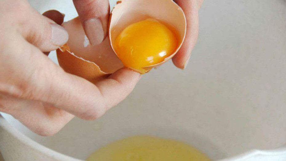 Προσοχή! Αν σπάσετε αυγό και δείτε αυτό μέσα, πετάξτε το αμέσως