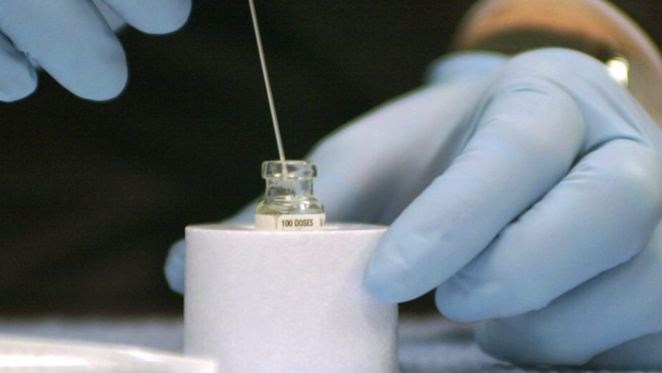 Εμβόλια κορωνοϊού: Απέτρεψαν 20 εκατ. θανάτους παγκοσμίως