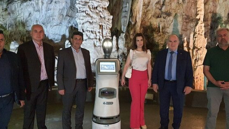 Επίσκεψη Καββαθά στο Σπήλαιο Αλιστράτης