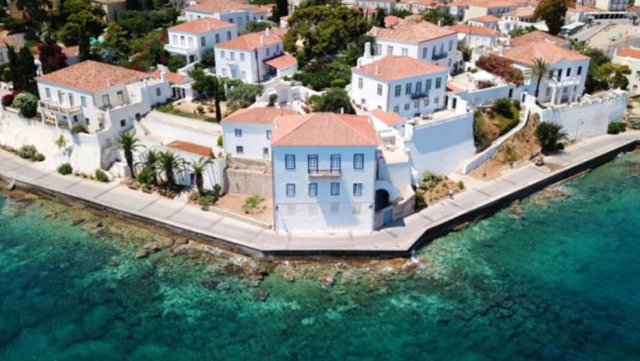 Τριήμερο Αγίου Πνεύματος: Αυτά είναι τα 19 νησιά που θα γεμίσουν από κόσμο