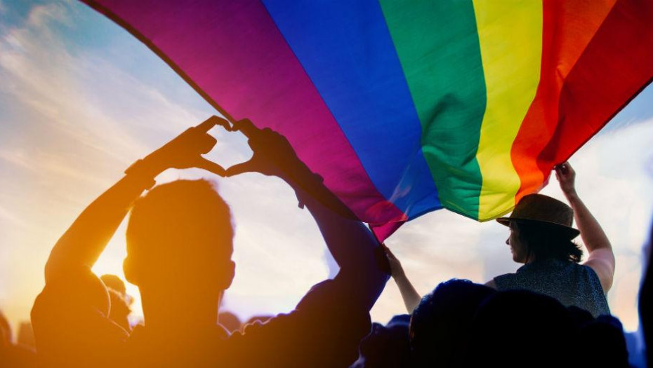 Κοινωνικός αποκλεισμός, στιγματισμός και bullying για τα ΛΟΑΤΚΙ άτομα στην Ελλάδα του 2022