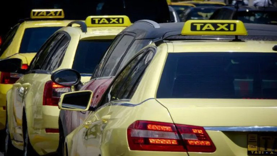 Σύμφωνα με ανακοίνωση του Συνδικάτου των ΤΑΞΙ: Ακριβότερα θα πληρώνουν την κούρσα οι Σερραίοι