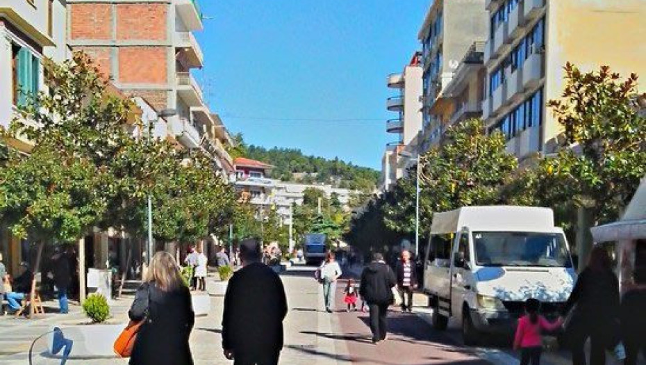 Ξεκίνησαν οι θερινές εκπτώσεις