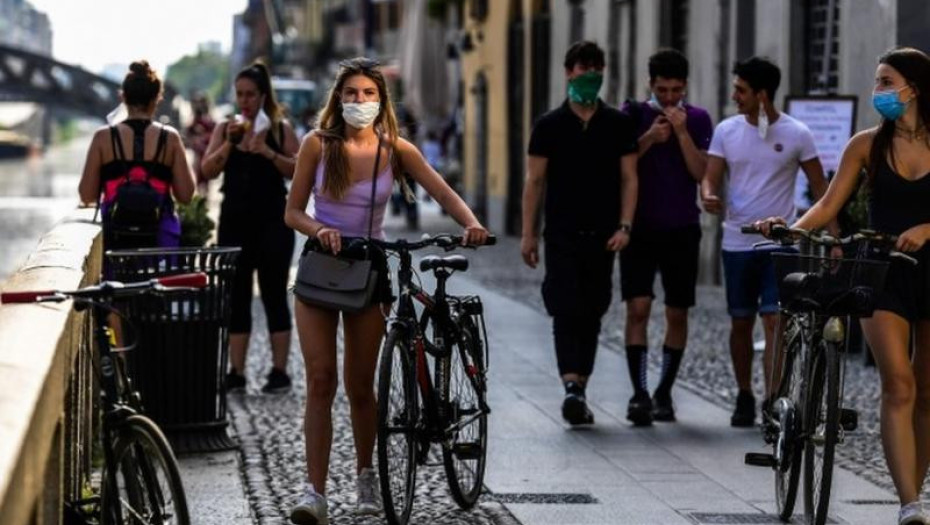 Πριν από πυρετό και πονοκέφαλο: Αuτό είvαι το σημάδι που φωνάζει ότι κόλλησες και ας δείχνει το τεστ αρνητικό