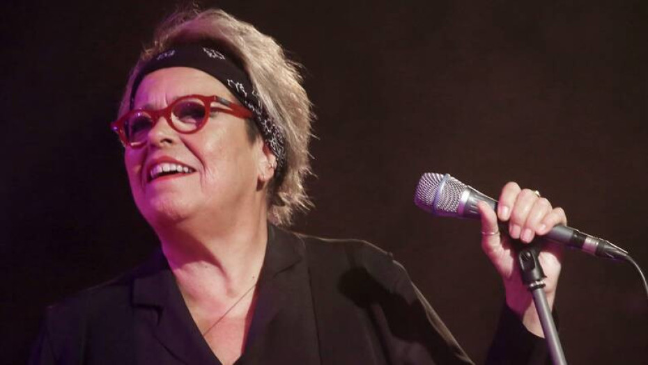 Σήμερα το βράδυ όλοι στο πάρκο Ηρώων: Για την συναυλία με την Δήμητρα Γαλάνη