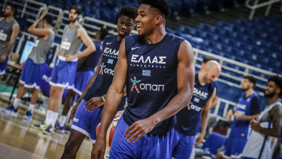 Γιάννης Αντετοκούνμπο: «Ο πατέρας μου φοβόταν να πάει στο νοσοκομείο, λόγω του λογαριασμού»