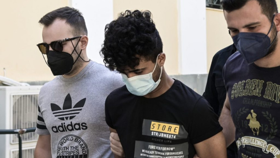 Περιστέρι: «Αδειάζει» τον 20χρονο γυναικοκτόνο ο αδερφός του – Τι του ζήτησε