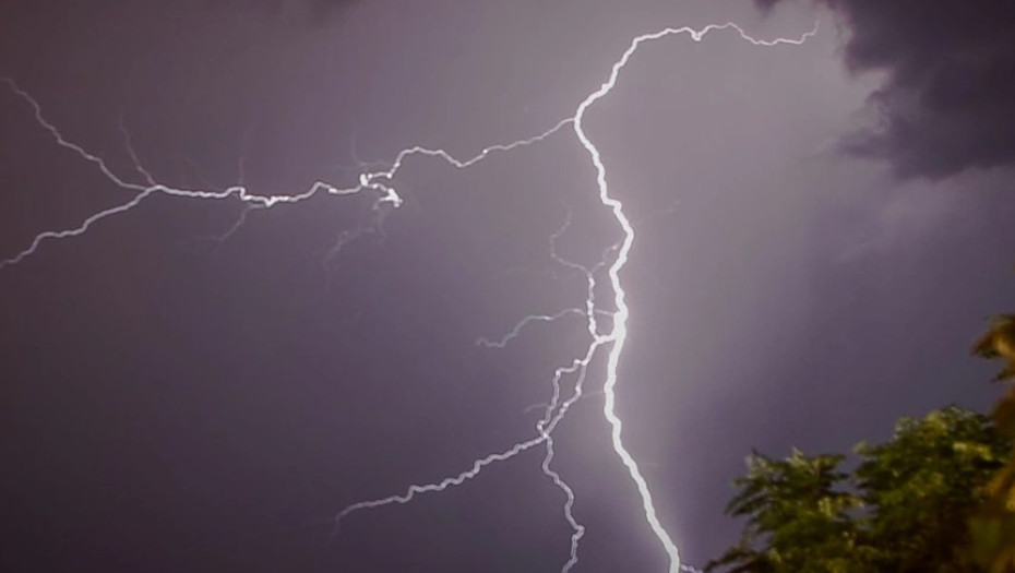 Κακοκαιρία «Bogdan»: Μήνυμα από το 112 – Πού θα είναι κλειστά τα σχολεία