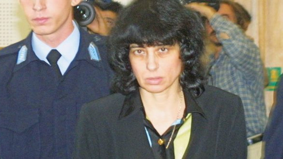 Η γυναίκα που έγινε έρμαιο εκμετάλλευσης αρχιμανδρίτη και άδειασε ολόκληρο περίστροφο δολοφονώντας τον