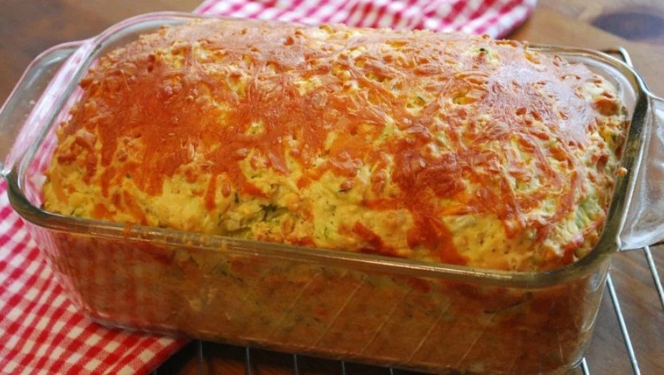 Όλα από 200: Το πανεύκολο αλμυρό κέικ, που έγινε η επιτυχία του καλοκαιριού