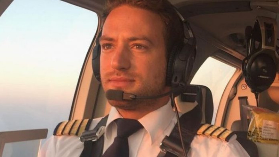 Σπάτα: Πώς «συνδέεται» το τραγικό δυστύχημα του νεαρού Βρετανού με τον Μπάμπη Αναγνωστόπουλο