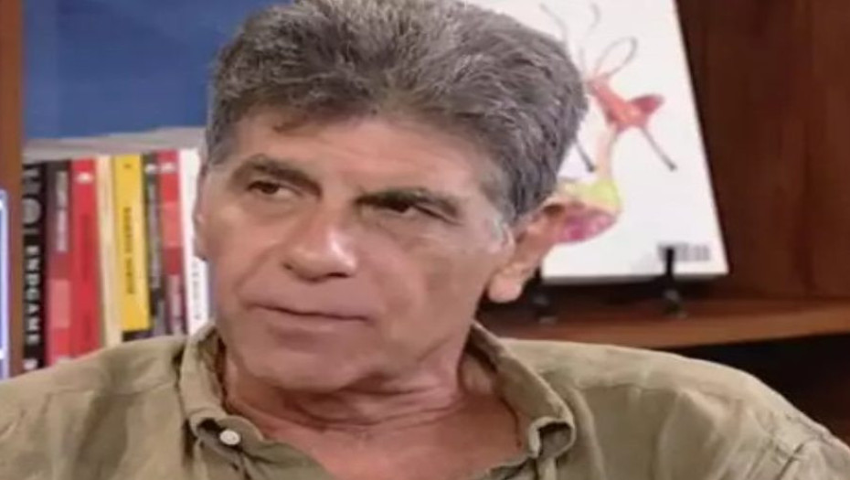 Γιάννης Μπέζος: «Κόντεψα να αυτοκτονήσω, οι παλιοί χαζοί παρέμειναν χαζοί» (ΒΙΝΤΕΟ)