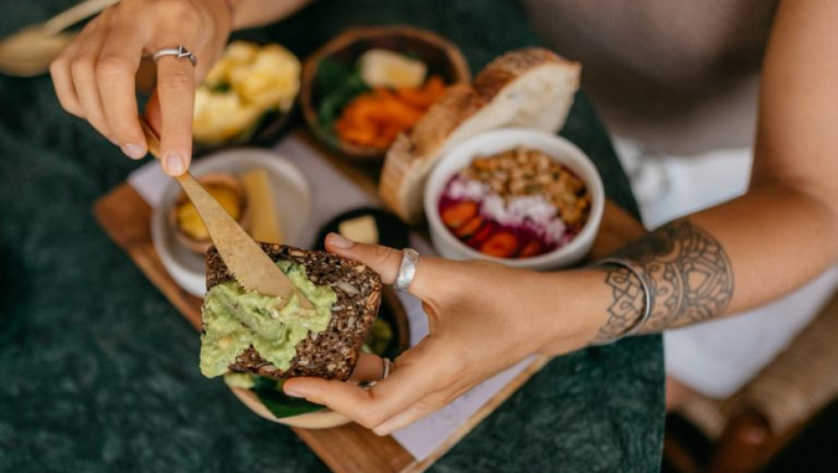 Πρωινό βιασύνης; Tips για να αποφύγετε τις διατροφικές «παγίδες»