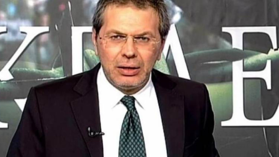 «Ρουφάγανε σαν σαύρες»: Ο Στέφανος Χίος κράζει τον Snik επειδή κάπνιζε μέσα στο Λούβρο