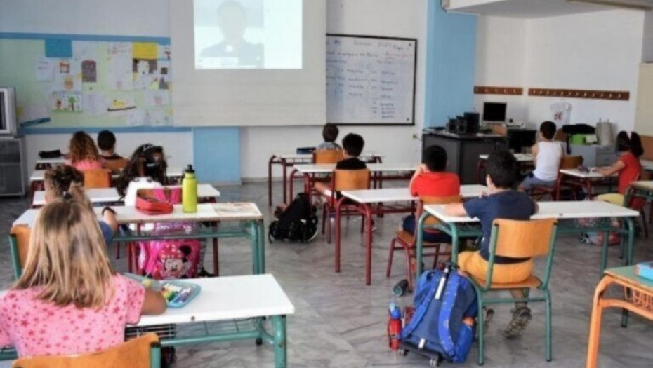 Για τον δύσκολο χειμώνα που έρχεται: Απαραίτητη μία έκτακτη χρηματοδότηση για τα σχολεία