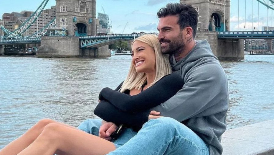 Μία φωτογραφία έφερε τα… πάνω κάτω: Παντρεύονται κρυφά Ιωάννα Τούνη και Δημήτρης Αλεξάνδρου;