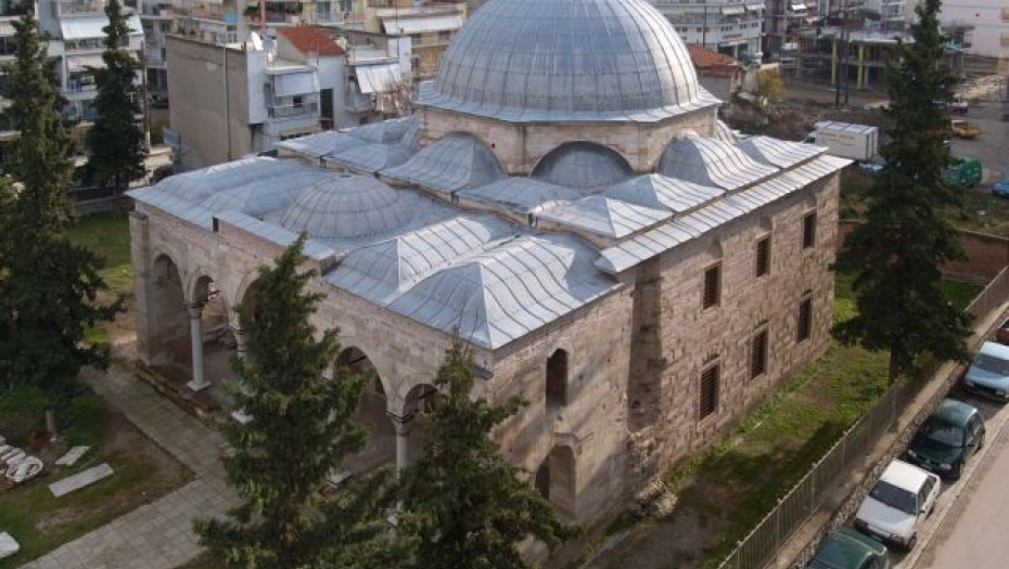 Apolitic: Το Ζιντζιρλί  Τζαμί γίνεται και τζαμί  των  …αλύσεων!