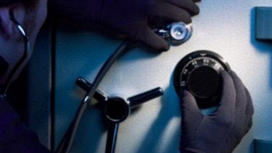 Θεσσαλονίκη: Λήστεψαν από σπίτι επιχειρηματία χρηματοκιβώτιο με 200.000 ευρώ