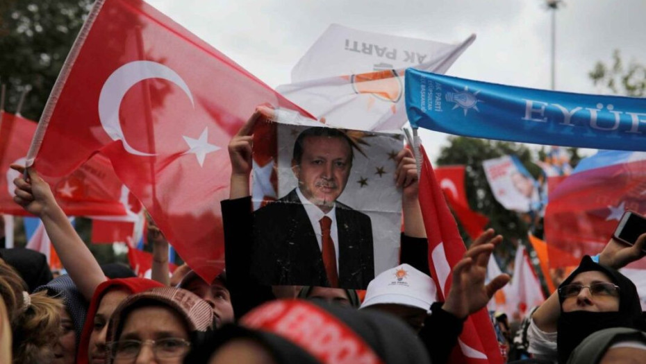 Και οι Τούρκοι επιλέγουν την Κυριακή 9 Απριλίου: Μαζί και στις …εκλογές;