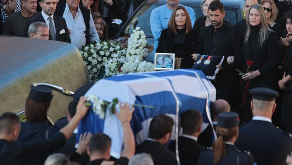 Στην Νεάπολη Θεσσαλονίκης η κηδεία του Αλέξανδρου Νικολαίδη: Περήφανοι που η Μακεδονία μας βγάζει ακόμη Αλέξανδρους…