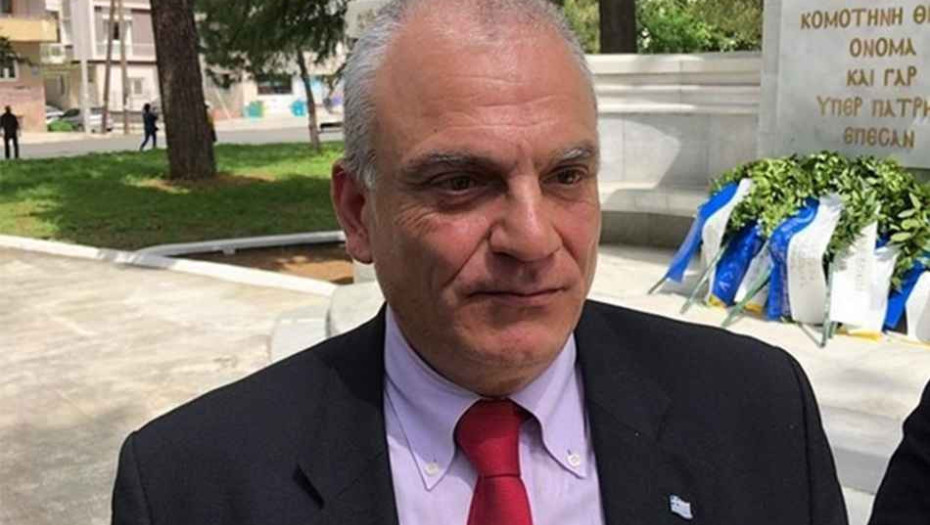 Ο Κώστας Μπούμπας ζητά από τον Υπουργό: Εξίσωση του Επιδόματος Πτώσης με Αλεξίπτωτο στους Αλεξιπτωτιστές και στους Υποβρύχιους Καταστροφείς