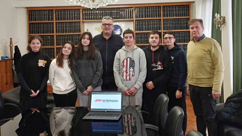 Σερραίους μαθητές που συμμετέχουν στο F1InSchools υποδέχτηκε ο Πρόεδρος ΕΒΕΣ Θανάσης Μαλλιαράς