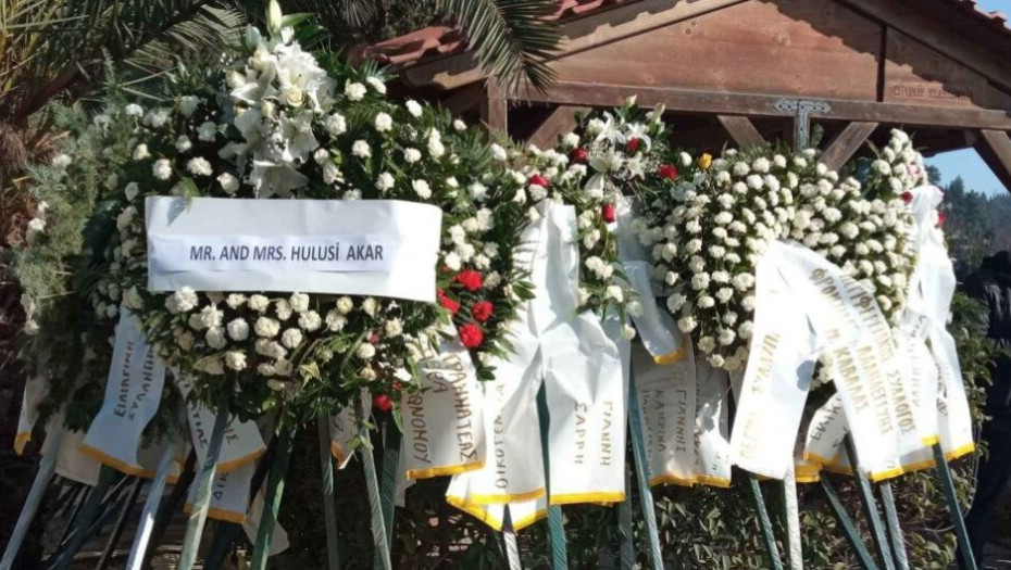 Μεταξύ Ακάρ και Παναγιωτόπουλου, απευθείας γραμμή λόγω πένθους