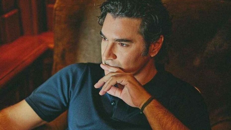 Χριστόφορος Παπακαλιάτης: «Τα λέμε από Δευτέρα στο Netflix»!