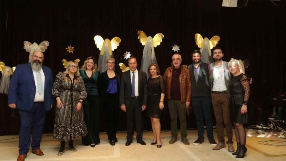 Ο Σύλλογος Εκπαιδευτικών “Ο Εμ. Παπάς” Βράβευσε τα παιδιά του!