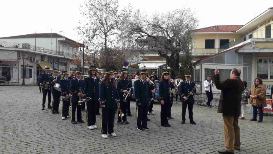 Από τον Σύλλογο Φιλόμουσων Πρώτης πέτυχε η Χριστουγεννιάτικη εκδήλωση!