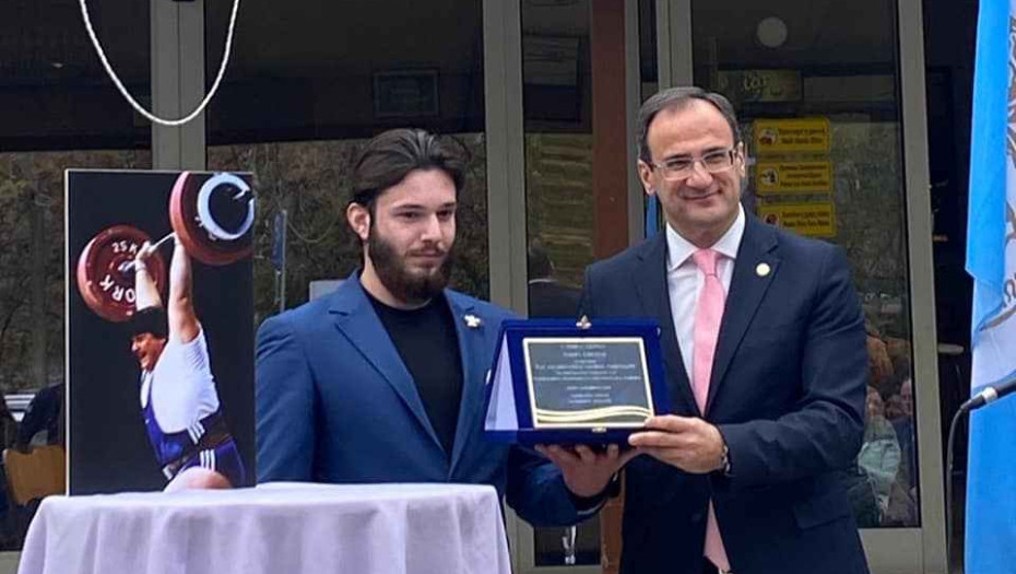 «Ιωάννης Τσιντσάρης» το Δημοτικό Κλειστό Γυμναστήριο Σερρών στην Κοιλάδα!