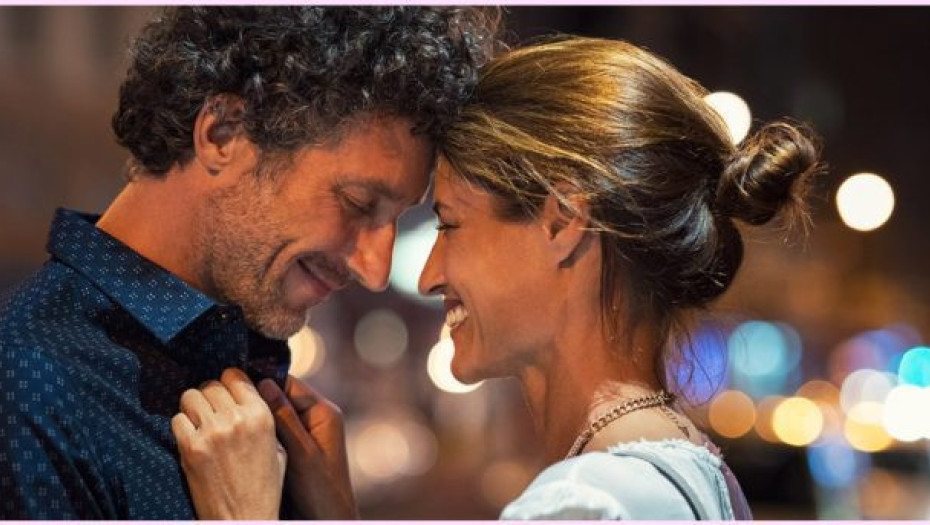 Μια παντρεμένη γυναίκα αποκαλuπτει: Πώς έκανα τον άντρα μου να με ερωτεuτεί ξανά