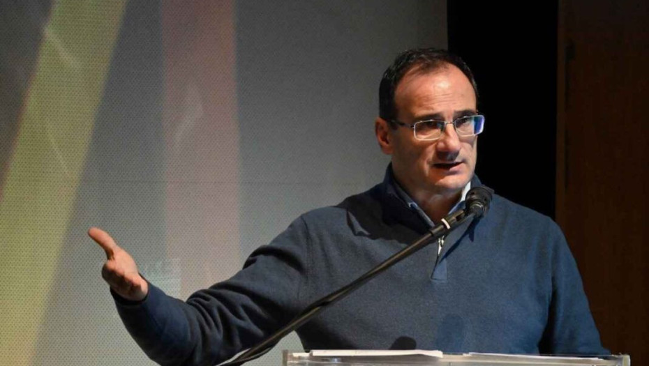 Αλέξανδρος Χρυσάφης: Η πολιτεία να δώσει πόρους για τα σχολεία!