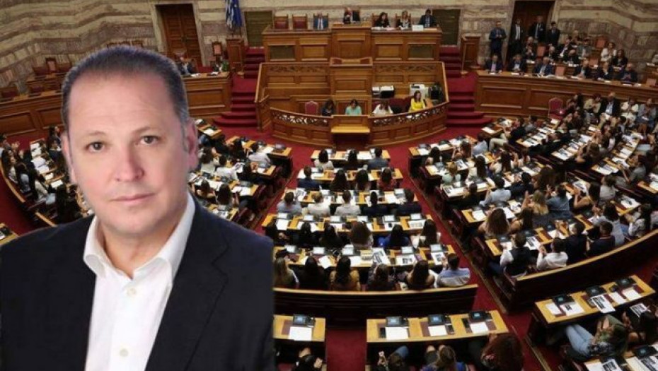Ο Λευτέρης Αβραμάκης ζητά παράταση για τα τραπεζοκαθίσματα και για το 2023!