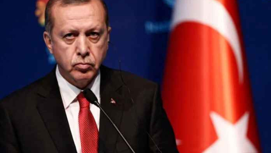 Πρόστιμα από τον Ερντογαν στα κανάλια για τους σεισμούς: Επέκριναν τον τρόπο που διαχειρίστηκε η κυβέρνηση την καταστροφή