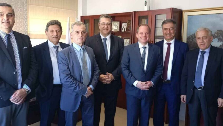 Ικανοποίηση για την πορεία της κατασκευής γέφυρας στη Μαυροθάλασσα!