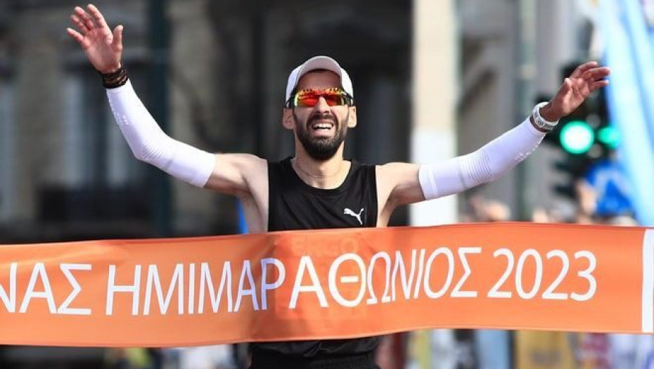Ημιμαραθώνιος Αθήνας: Πέμπτη φορά νικητής ο Παναγιώτης Καραΐσκος
