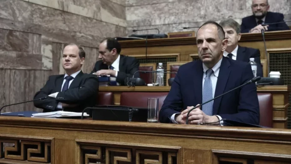 Κώστας Καραμανλής: Παραλάβαμε το 18% της σύμβασης 717 και το προχωρήσαμε στο 70% – live