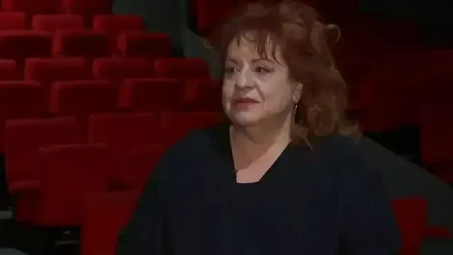 Ελένη Κοκκίδου: «Γι’ αυτό φεύγω από τη Μουρμούρα»